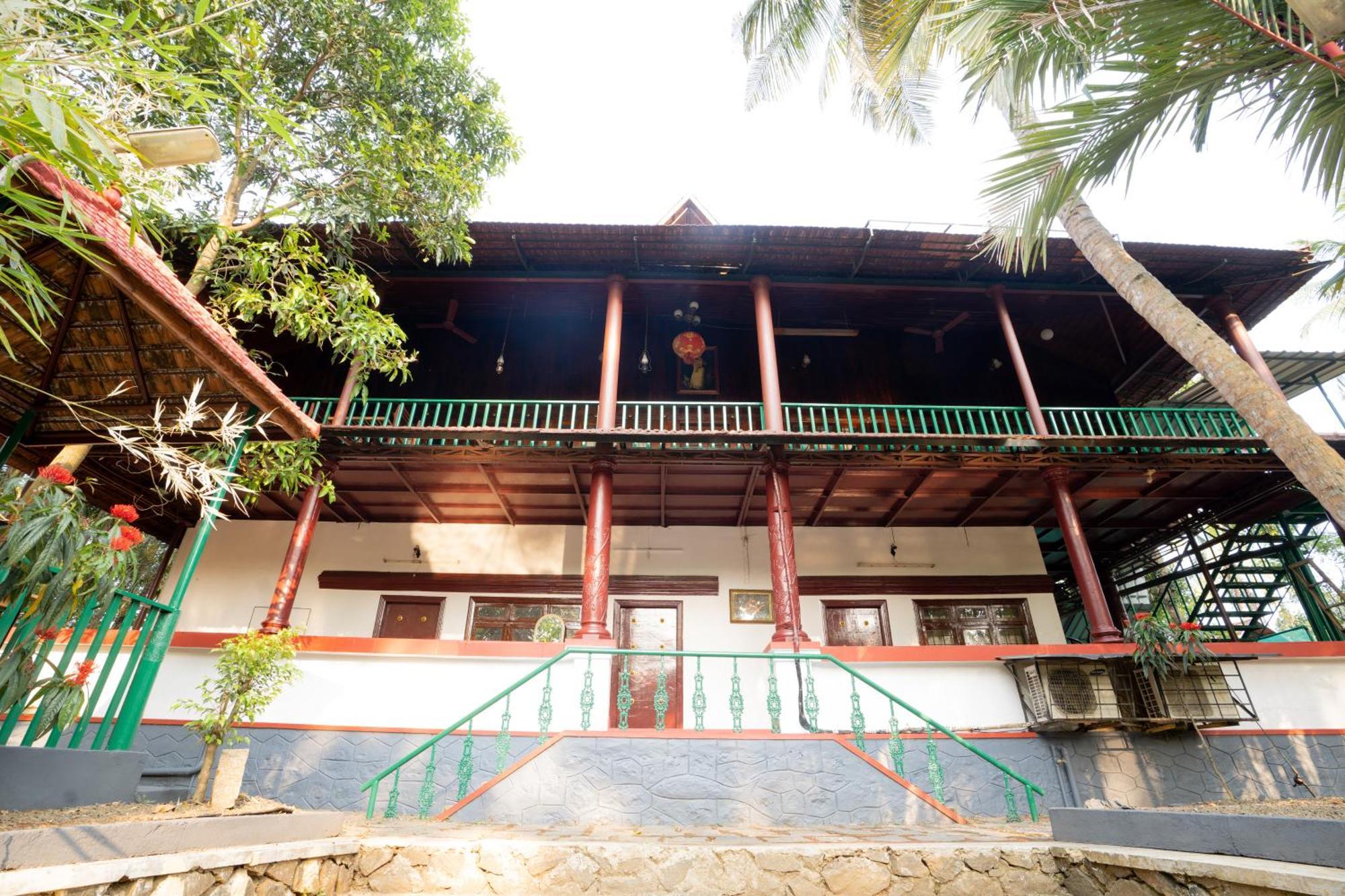 Garggi Backwater Retreat Hotel Kottayam Exterior photo