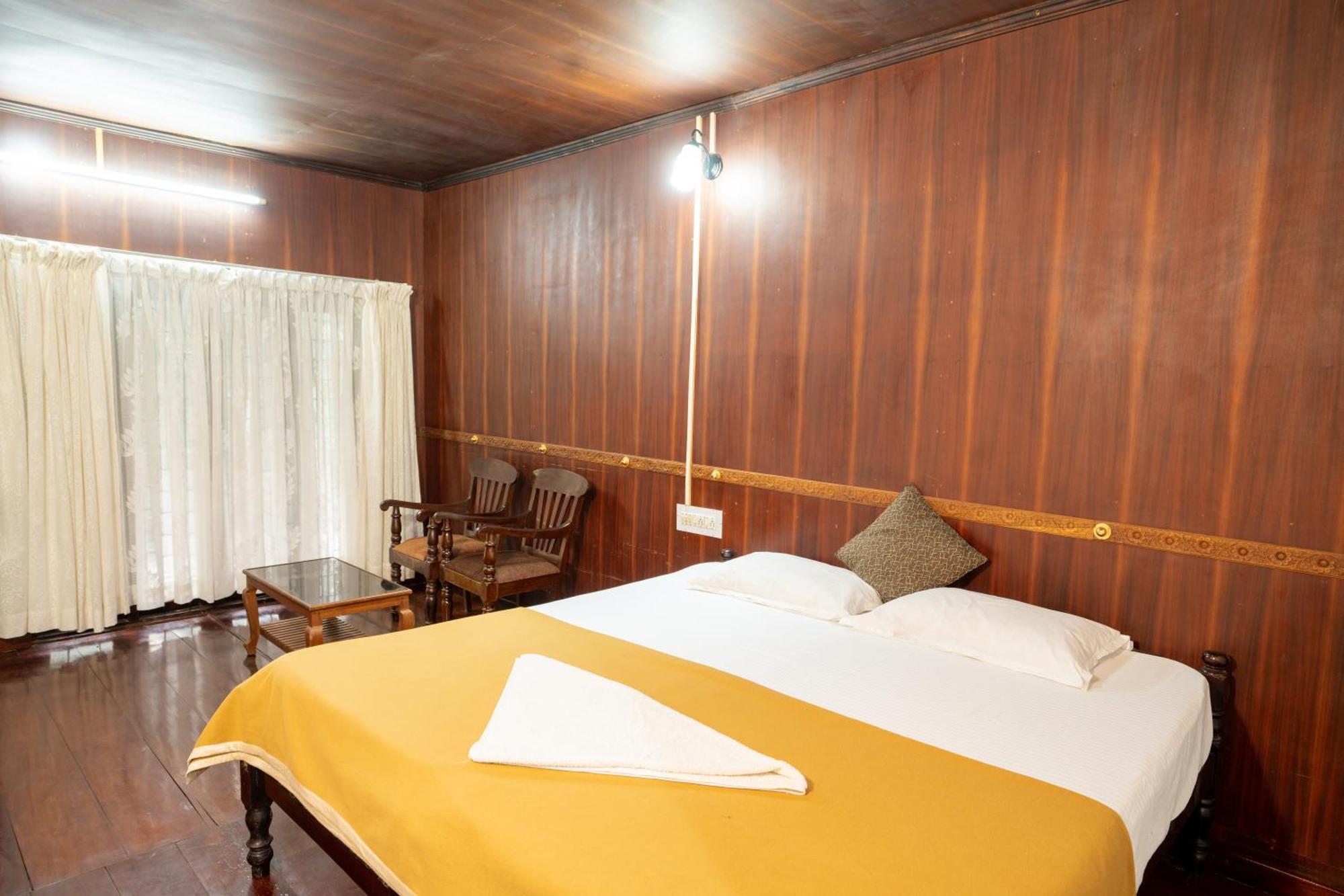 Garggi Backwater Retreat Hotel Kottayam Exterior photo